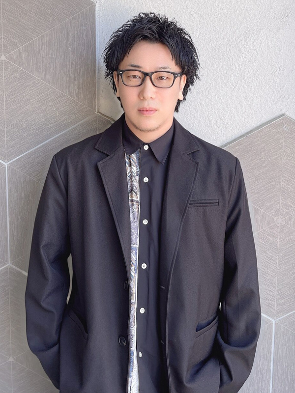 男性スタイリスト