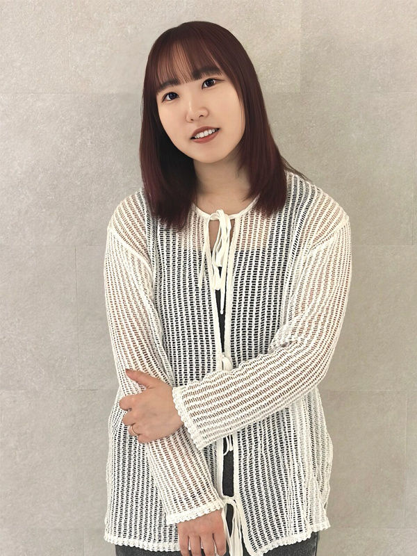 スタイリスト女性