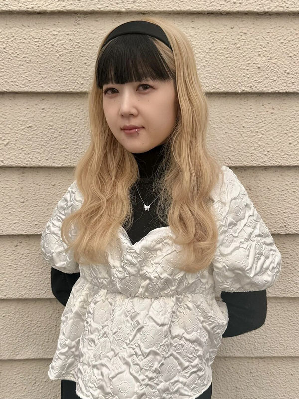 スタイリスト女性