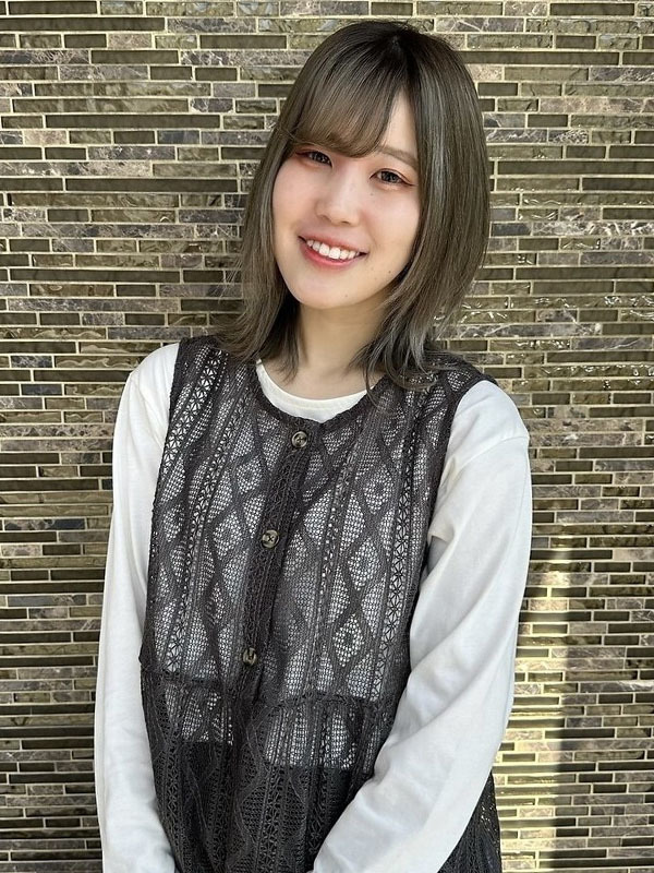 スタイリスト女性